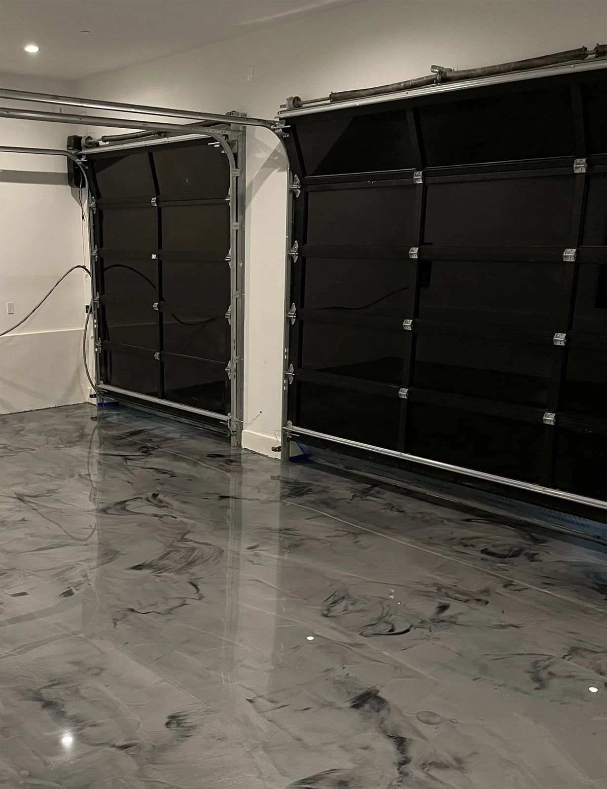 Finished metallic epoxy floor in Los Angeles