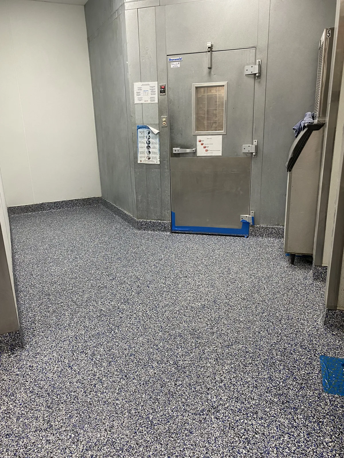 Flake epoxy kitchen floor